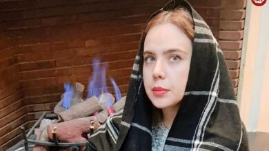 عکس| سفر زمان؛ تیپ و چهرۀ «مژگان عباسی» (بچه مهندس 3) در 33 سالگی در جمهوری چک