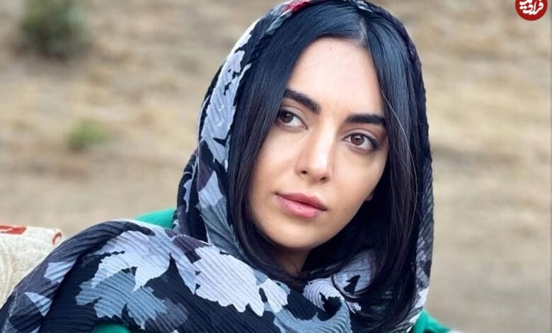 عکس| سفر زمان؛ چهرۀ «مرضیه» (بچه مهندس) در کنار «لعیا زنگنه و مسعود کیمیایی» عکس| سفر زمان؛ چهرۀ «مرضیه» (بچه مهندس) در کنار «لعیا زنگنه و مسعود کیمیایی»