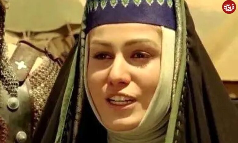 عکس| سفر زمان؛ چهرۀ «هانیه، همسر وهب نصرانی» (مختارنامه) در 43 سالگی در یک مراسم عکس| سفر زمان؛ چهرۀ «هانیه، همسر وهب نصرانی» (مختارنامه) در 43 سالگی در یک مراسم