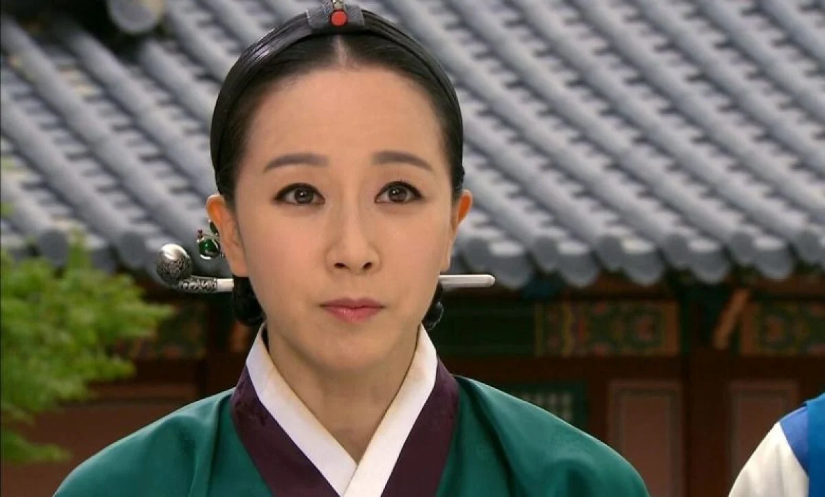 سفر زمان | چهره بدون آرایش «بانو مین» سریال یانگوم در سن ۵۳ سالگی جذاب تر از همیشه 