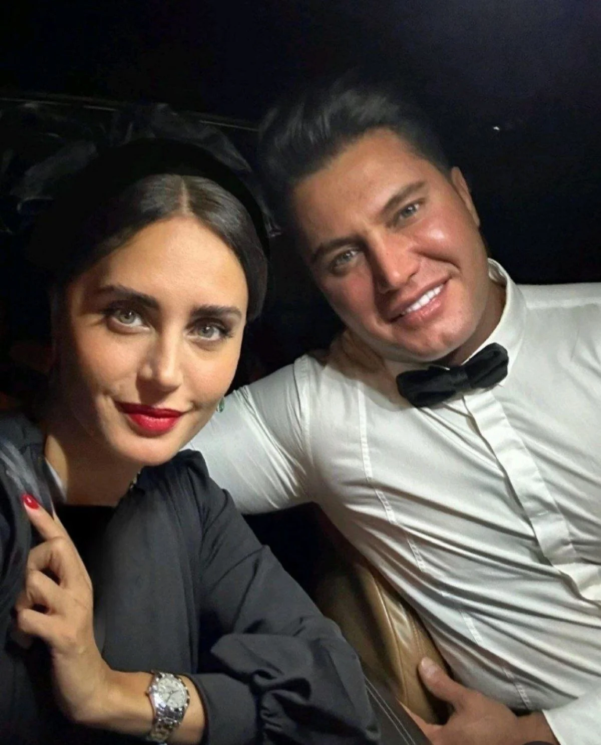 چهرهٔ عجیب باورنکردنی و شباهت بی حد و اندازه الناز شاکردوست به برادرش %D8%A7%D9%84%D9%86%D8%A7%D8%B2 %D8%B4%D8%A7%DA%A9%D8%B1%D8%AF%D9%88%D8%B3%D8%AA