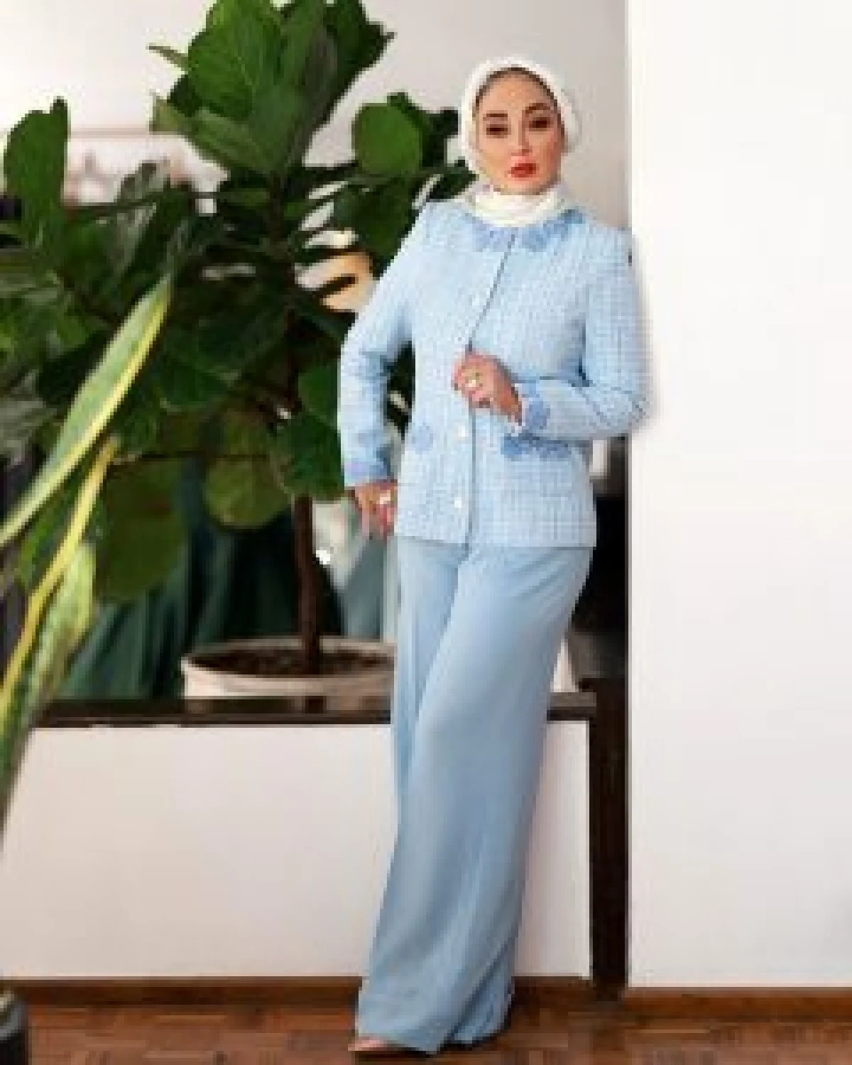 استایل چشمنواز الهام حمیدی بازیگر سریال یوسف پیامبر %D8%A7%D9%84%D9%87%D8%A7%D9%85%D8%AD%D9%85%DB%8C%D8%AF%DB%8C 1