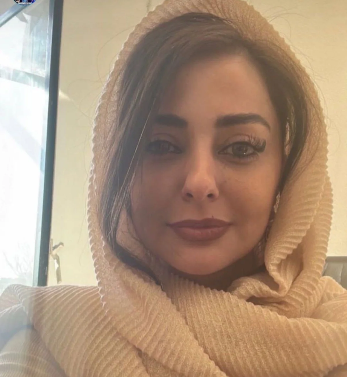 سلفی جدید از میکاپ زیبای نفیسه روشن در سن ۴۲سالگی %D9%86%D9%81%DB%8C%D8%B3%D9%87