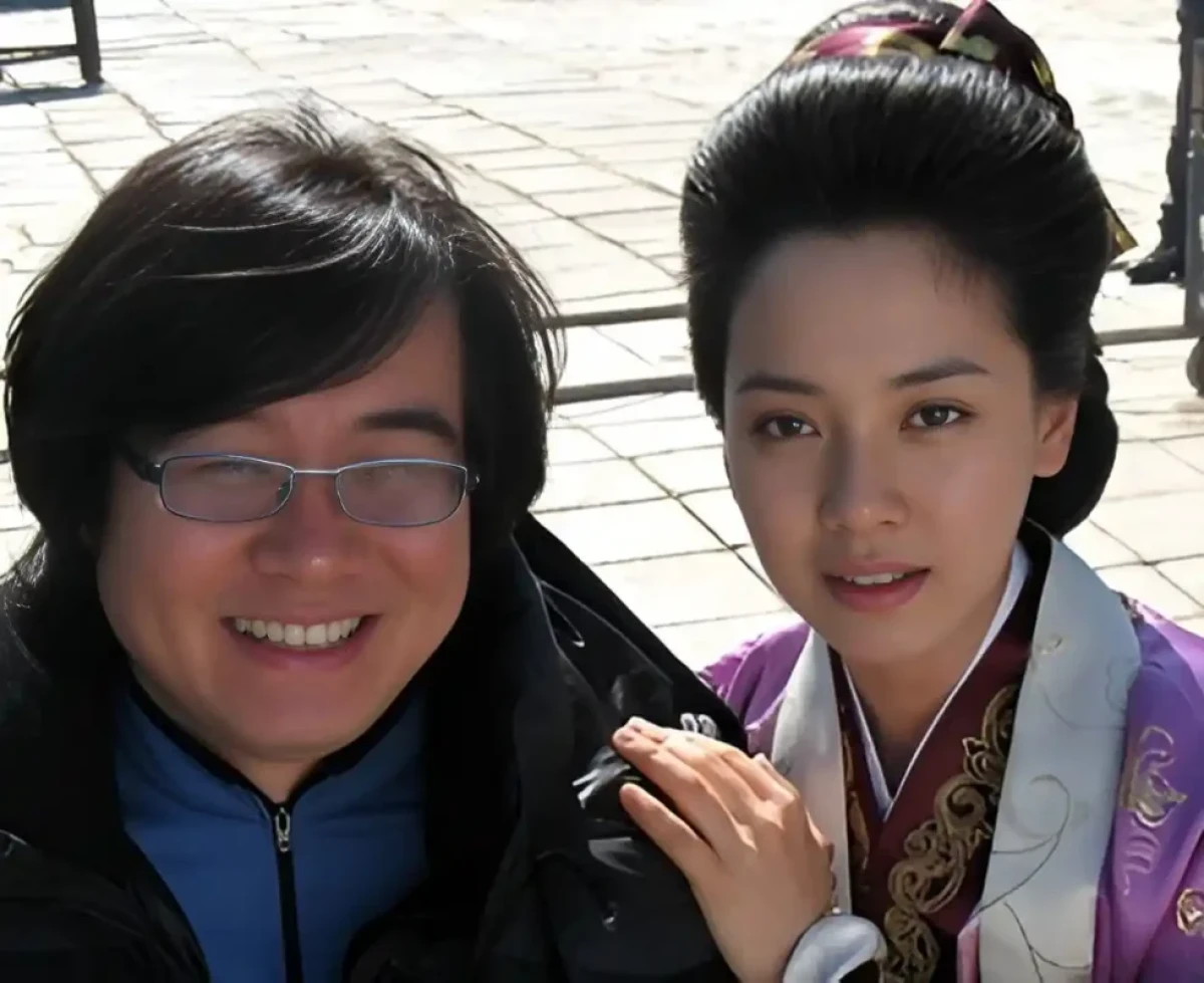 بانو یه سویا در کنار کارگردان و در پشت صحنه سریال جومونگ iamqueenjunghwasooae 1759236363 3733067644955180346 58774132196 1