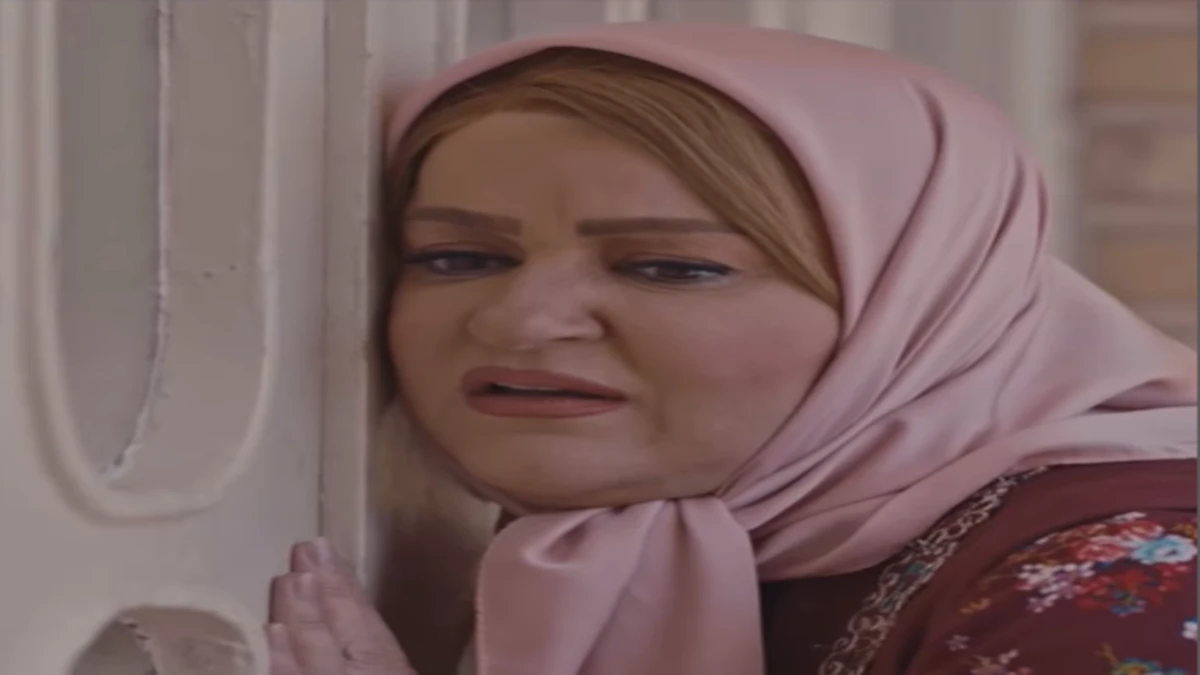 سفر زمان | چهره جدید و جذاب نعیمه نظام دوست در کنار مادرش 