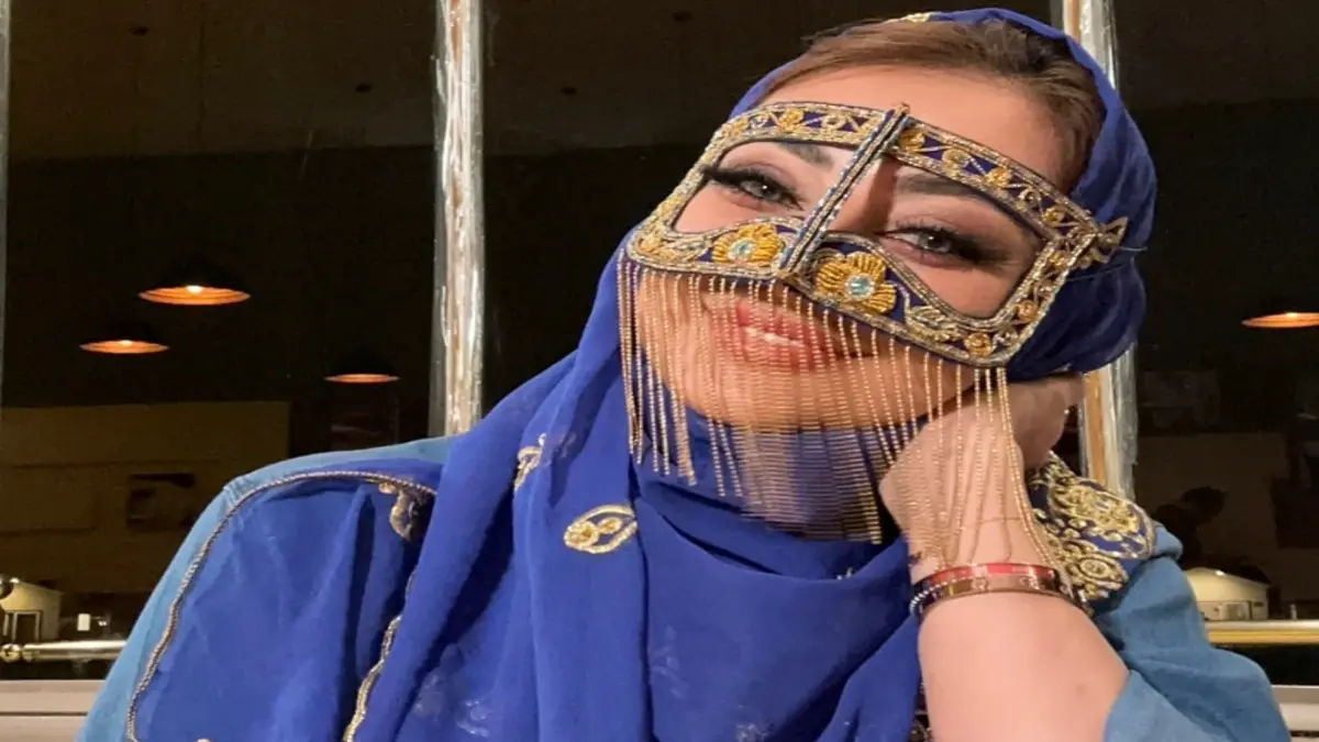 سفر زمان | سلفی جدید از میکاپ زیبای نفیسه روشن در سن ۴۲سالگی 