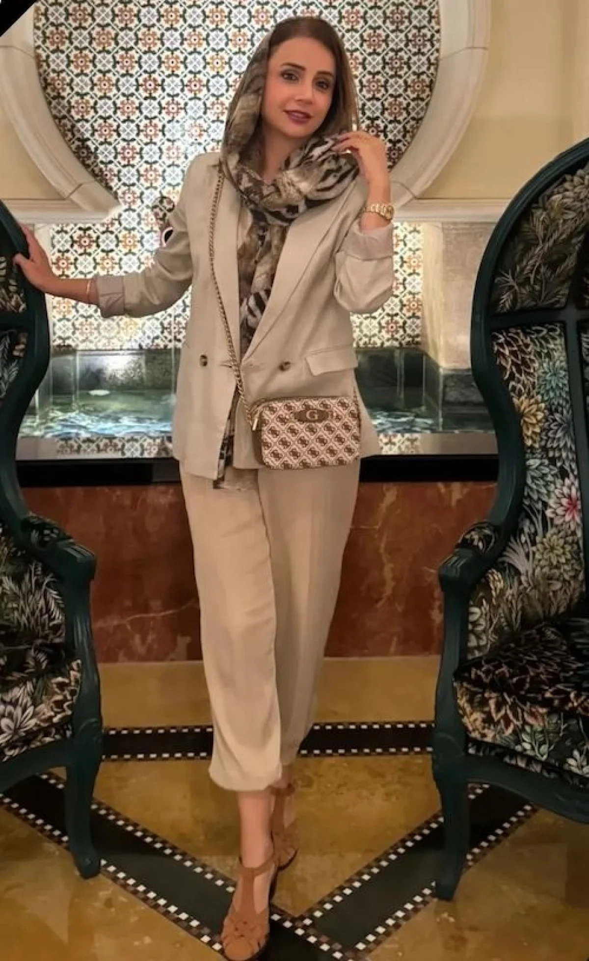 استایل خاص شبنم قلی‌خانی با کت‌وشلوار شیکش غوغا کرد!