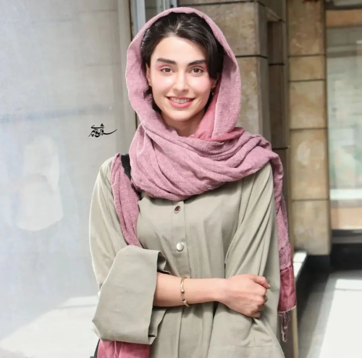 لاله مرزبان با استایل و آرایش جدیدش در فضای مجازی ترند شد! لاله مرزبان با استایل و آرایش جدیدش در فضای مجازی ترند شد!