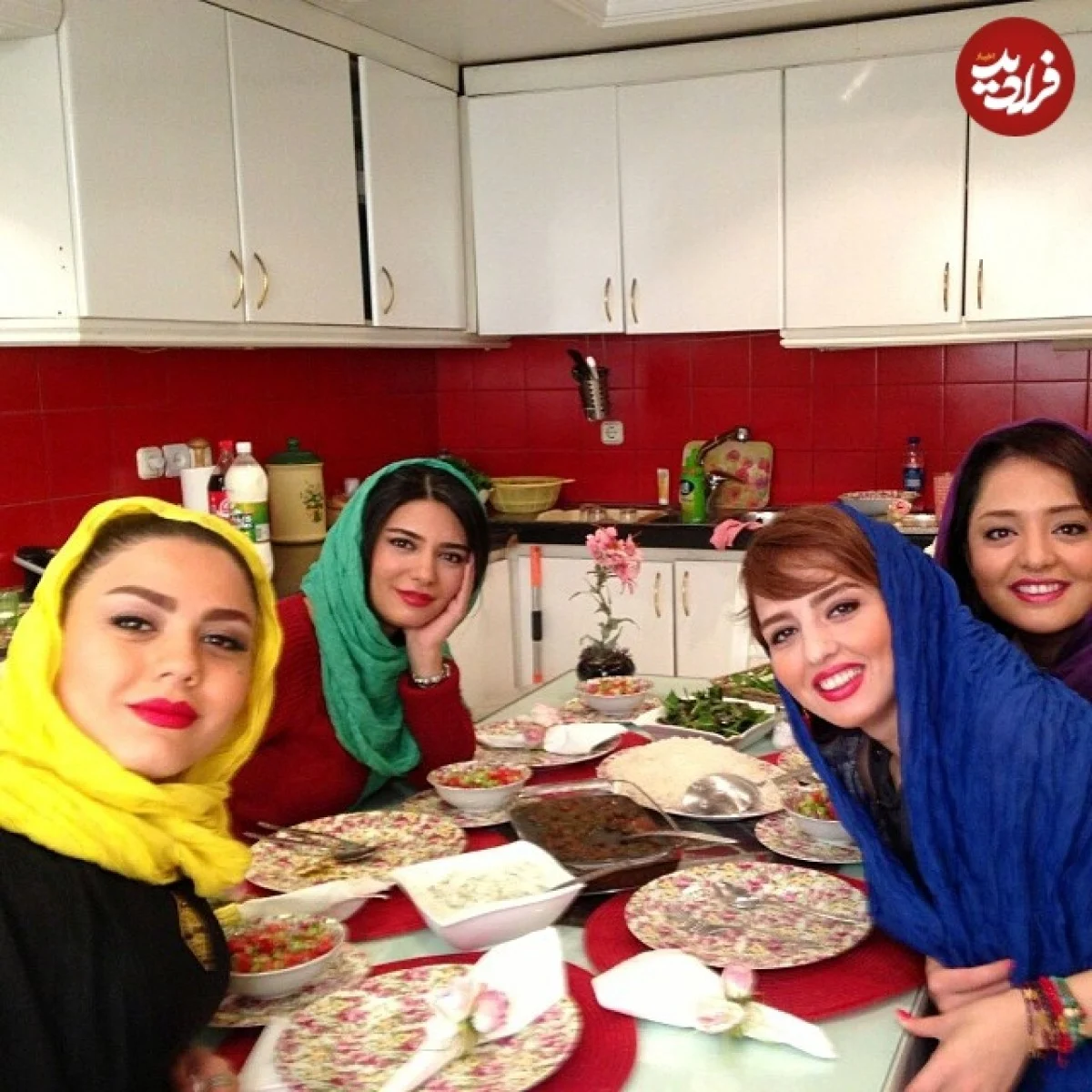 عکس| سفر در زمان؛ «باران» سریال آوای باران مهمان خانه نرگس محمدی؛ سال 93 عکس| سفر در زمان؛ «باران» سریال آوای باران مهمان خانه نرگس محمدی؛ سال 93